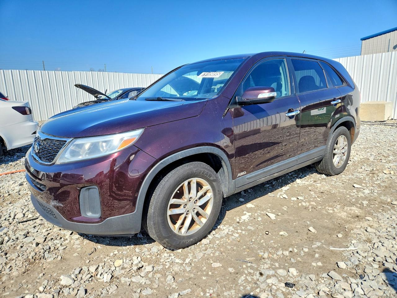 2015 KIA SORENTO LX | 5XYKTCA61FG558902 | UPCARS