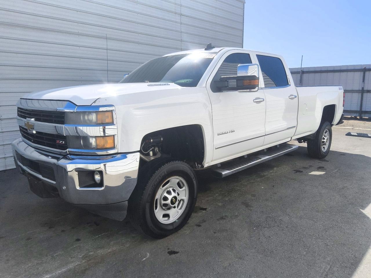 2015 CHEVROLET SILVERADO K2500 HEAVY DUTY LTZ | 1GC1KWE81FF510458 | UPCARS