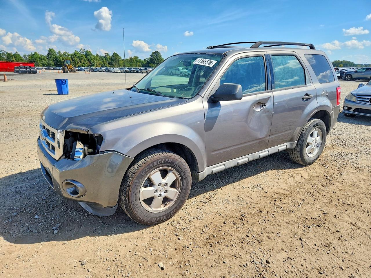 2011 FORD ESCAPE XLS | 1FMCU0C72BKA36723 | UPCARS