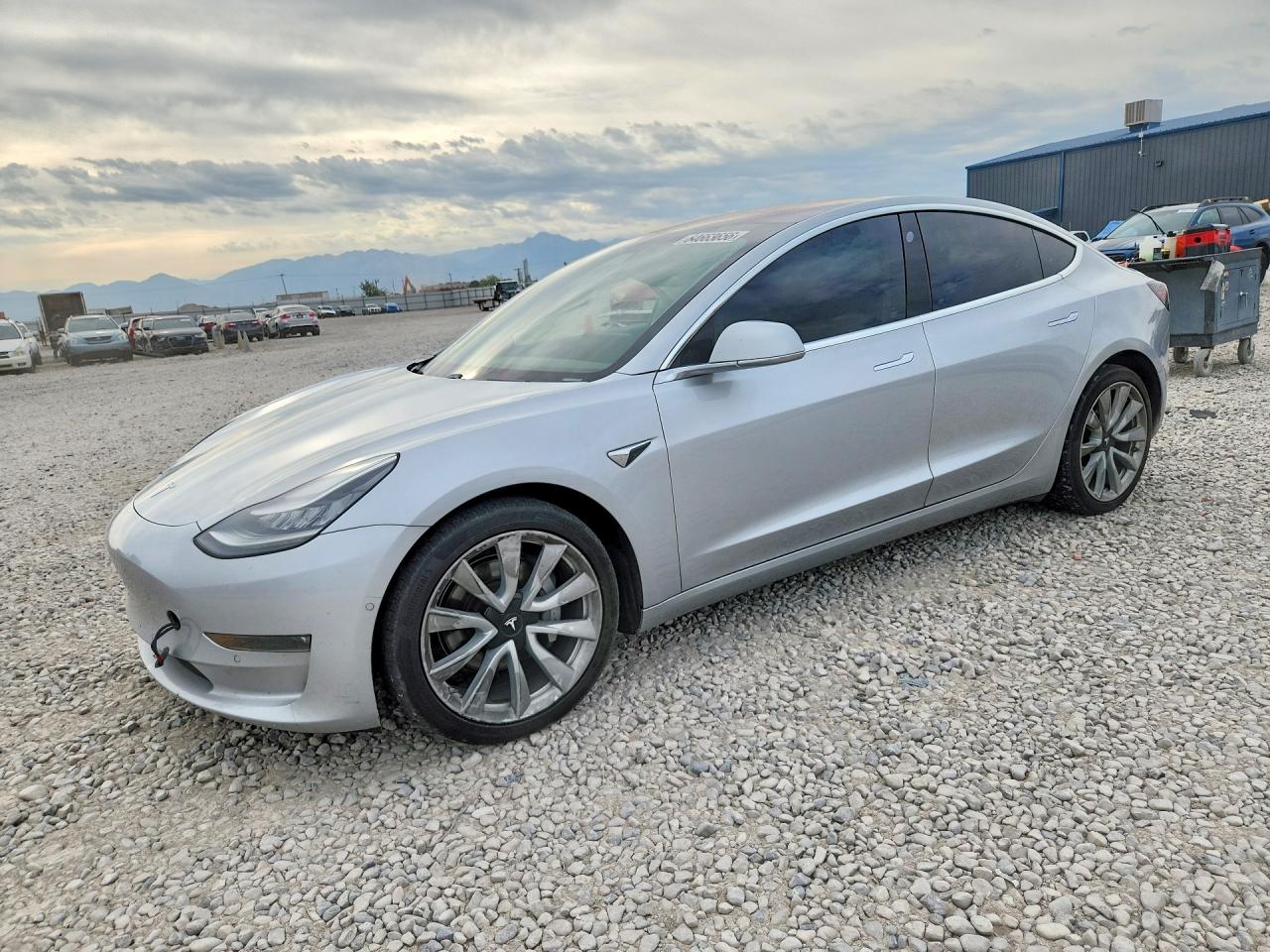 2018 TESLA MODEL 3 | 5YJ3E1EB4JF116951 | UPCARS