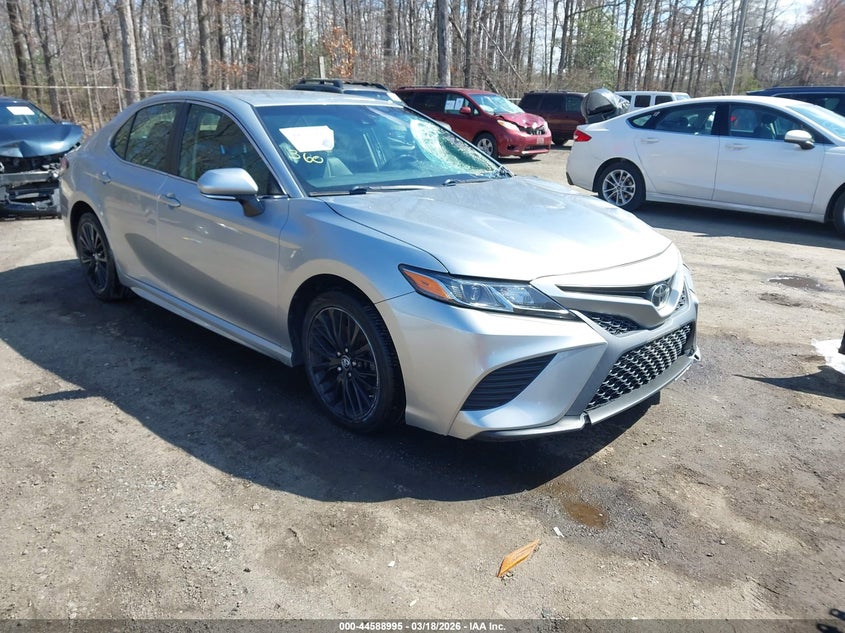 2018 TOYOTA CAMRY SE | 4T1B11HK3JU043660 | UPCARS
