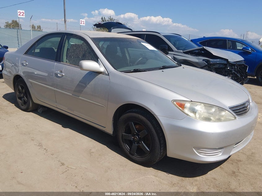 2005 TOYOTA CAMRY LE | 4T1BE32K05U085380 | UPCARS