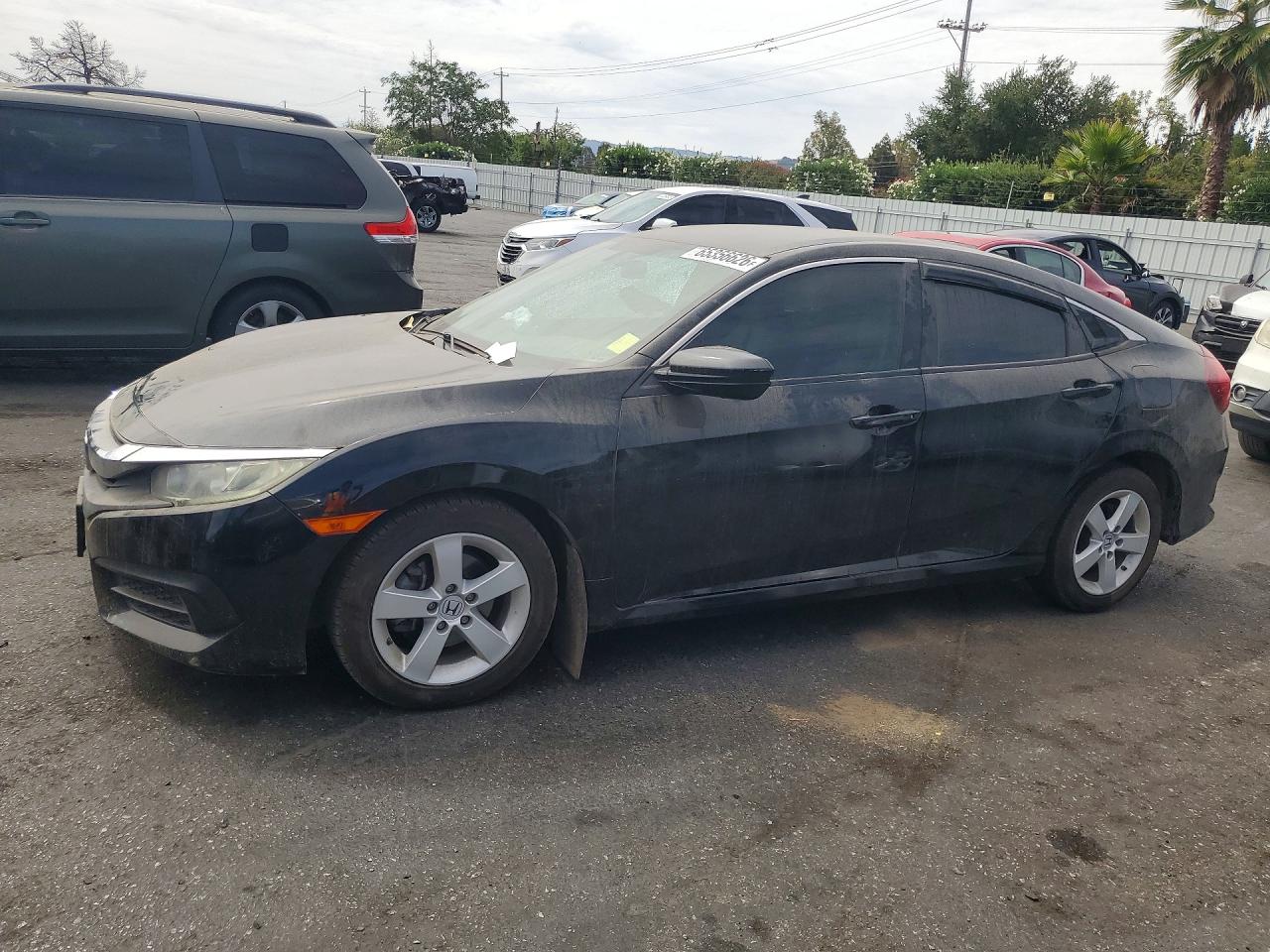 2018 HONDA CIVIC LX | 2HGFC2F52JH549763 | UPCARS