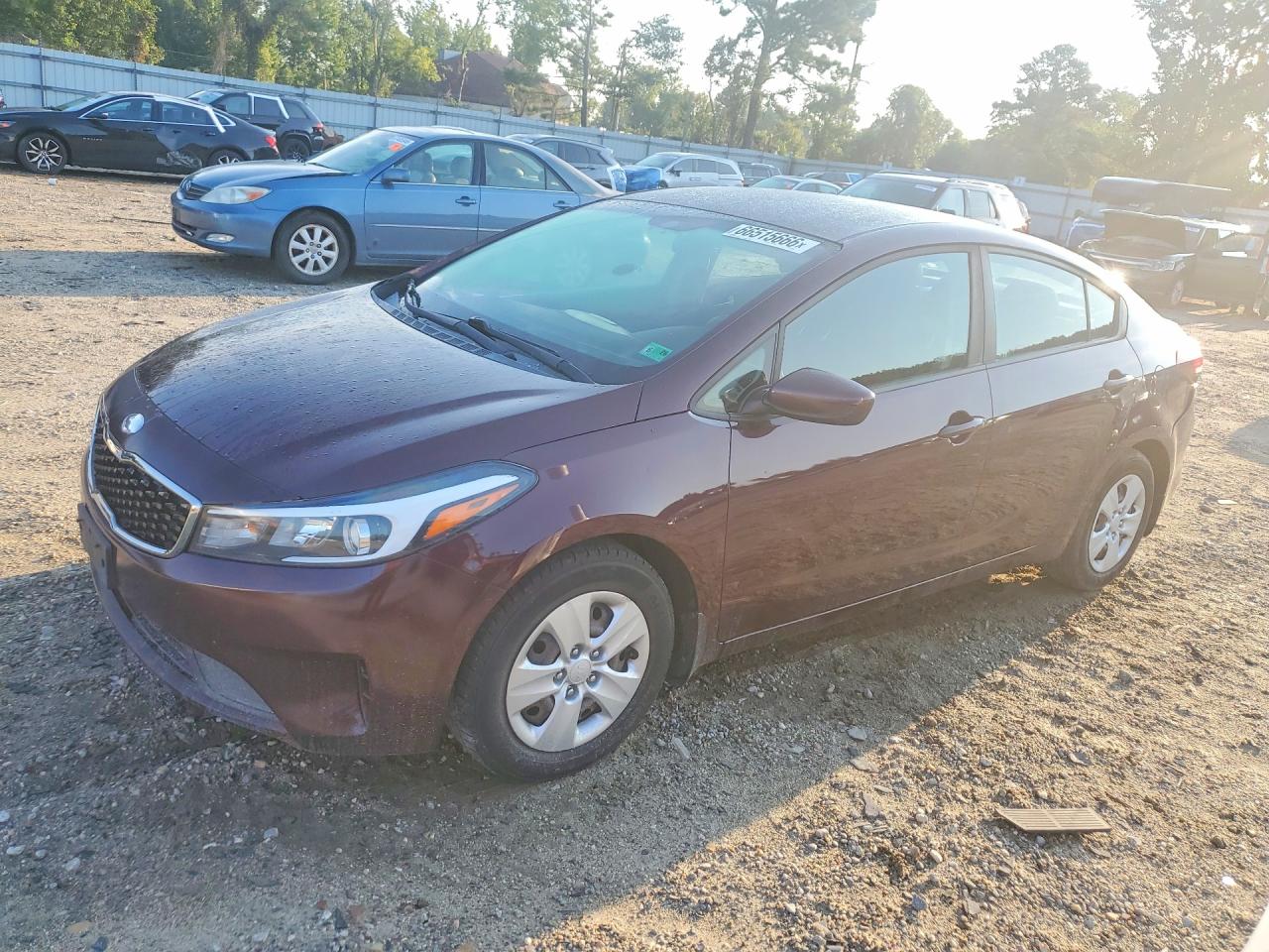 2017 KIA FORTE LX | 3KPFK4A76HE123652 | UPCARS