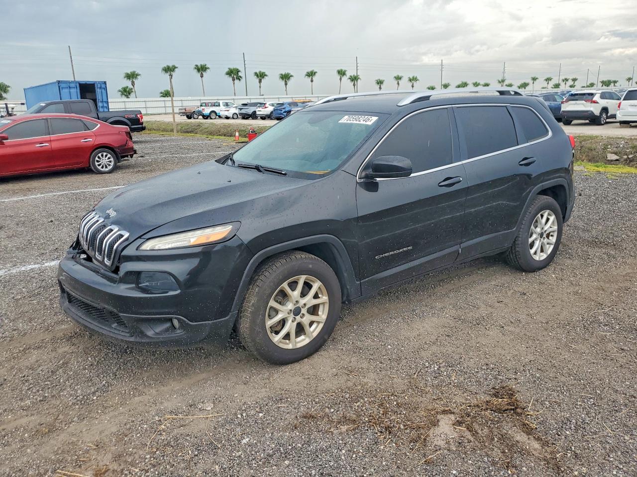 2016 JEEP CHEROKEE LATITUDE | 1C4PJMCB1GW279448 | UPCARS