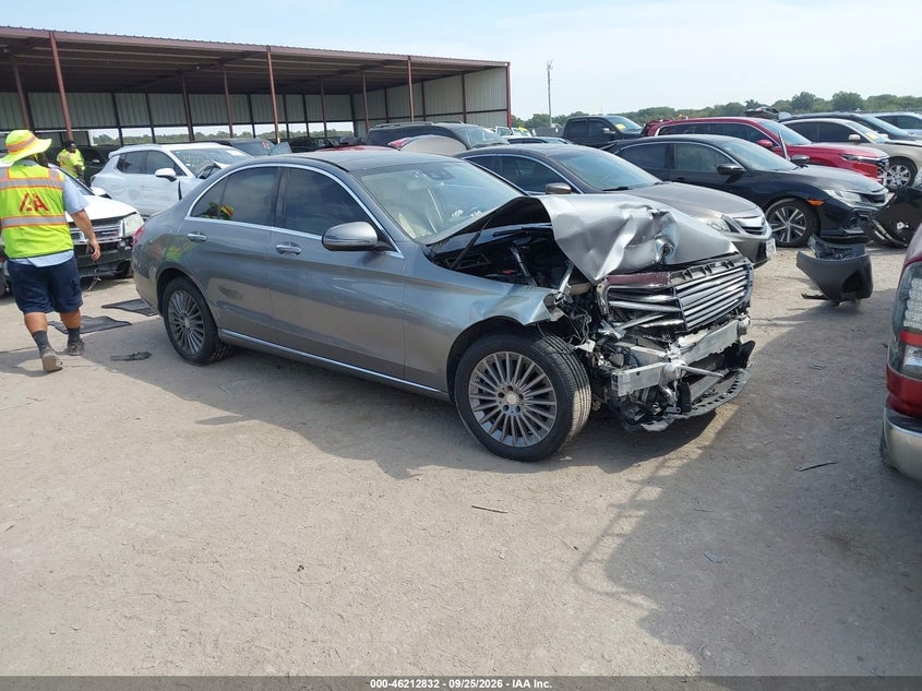 2016 MERCEDES-BENZ C 300 LUXURY 4MATIC | 55SWF4KB1GU151020 | UPCARS