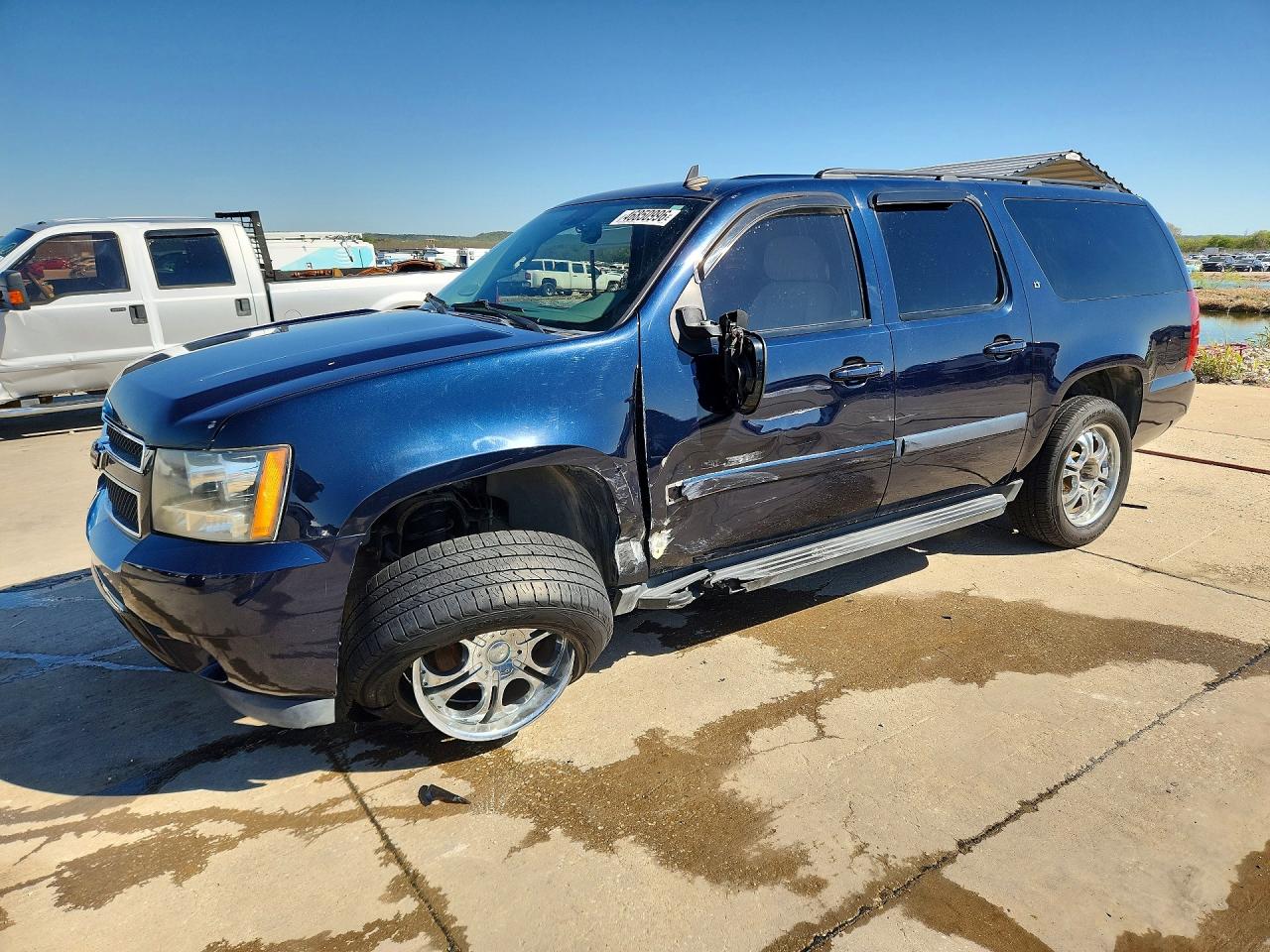 2008 CHEVROLET SUBURBAN C1500 LS | 1GNFC16JX8J192743 | UPCARS