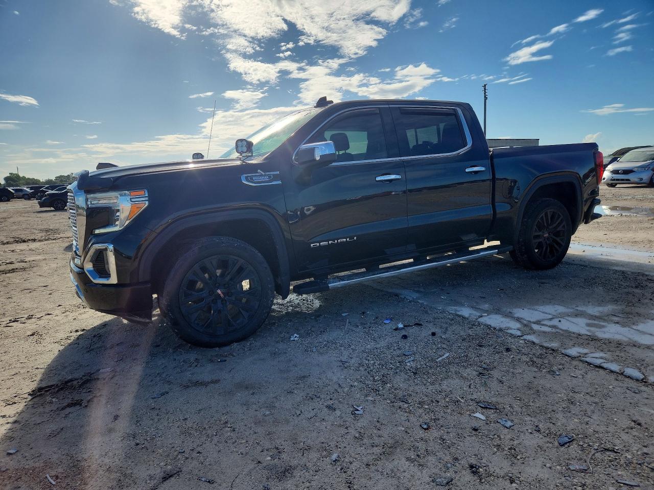 2021 GMC SIERRA K1500 DENALI | 1GTU9FET0MZ252717 | UPCARS