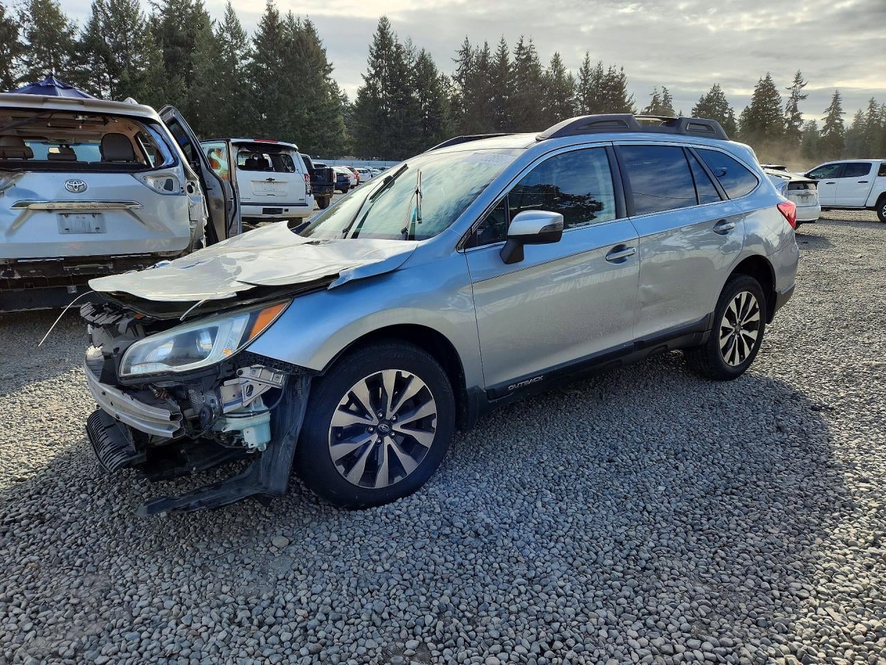 2015 SUBARU OUTBACK 3.6R LIMITED | 4S4BSENC9F3241481 | UPCARS