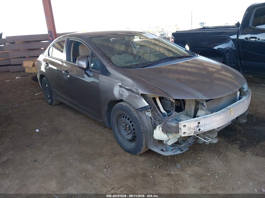 2013 HONDA CIVIC LX | 2HGFB2F50DH590934 | UPCARS