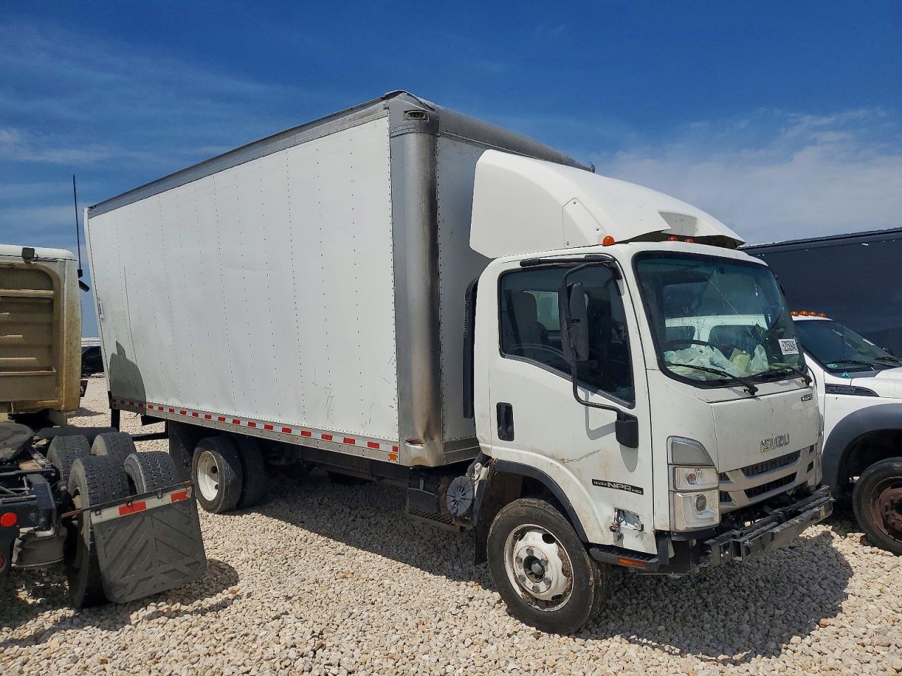 2024 ISUZU NPR | 54DC4W1D4RS205484 | UPCARS