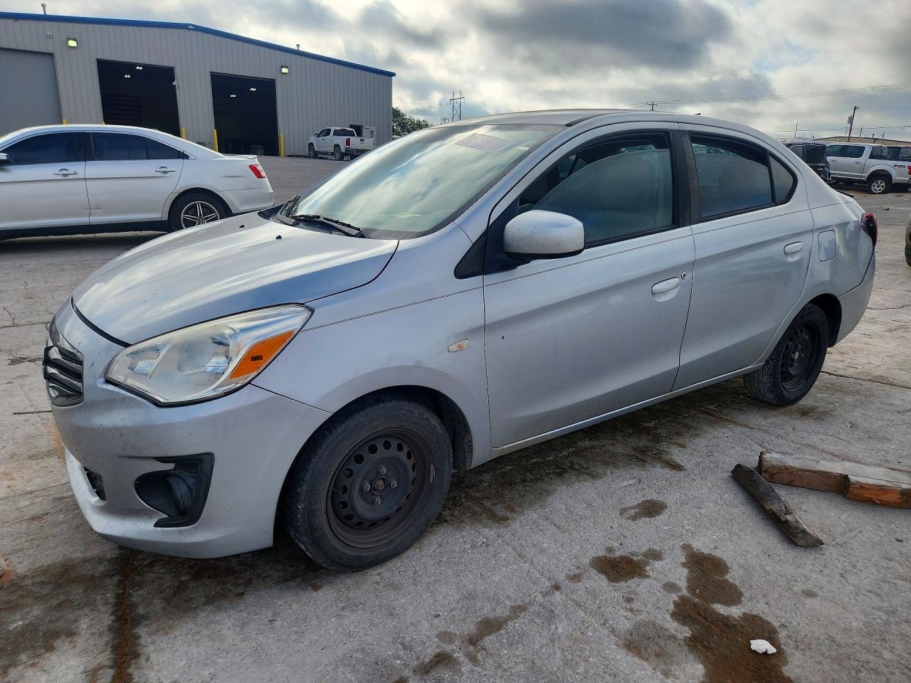 2017 MITSUBISHI MIRAGE G4 ES | ML32F3FJXHHF15325 | UPCARS