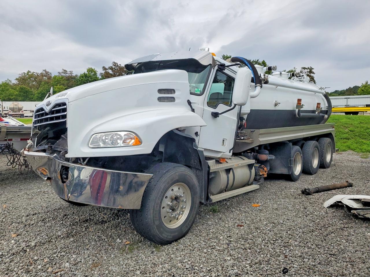 2004 MACK ALL OTHER CX600 | 1M1AE06Y14N017000 | UPCARS