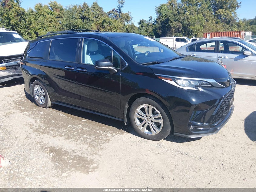 2022 TOYOTA SIENNA XSE | 5TDXSKFC1NS068589 | UPCARS