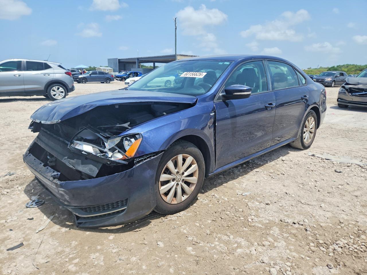 2015 VOLKSWAGEN PASSAT S | 1VWAS7A37FC011999 | UPCARS