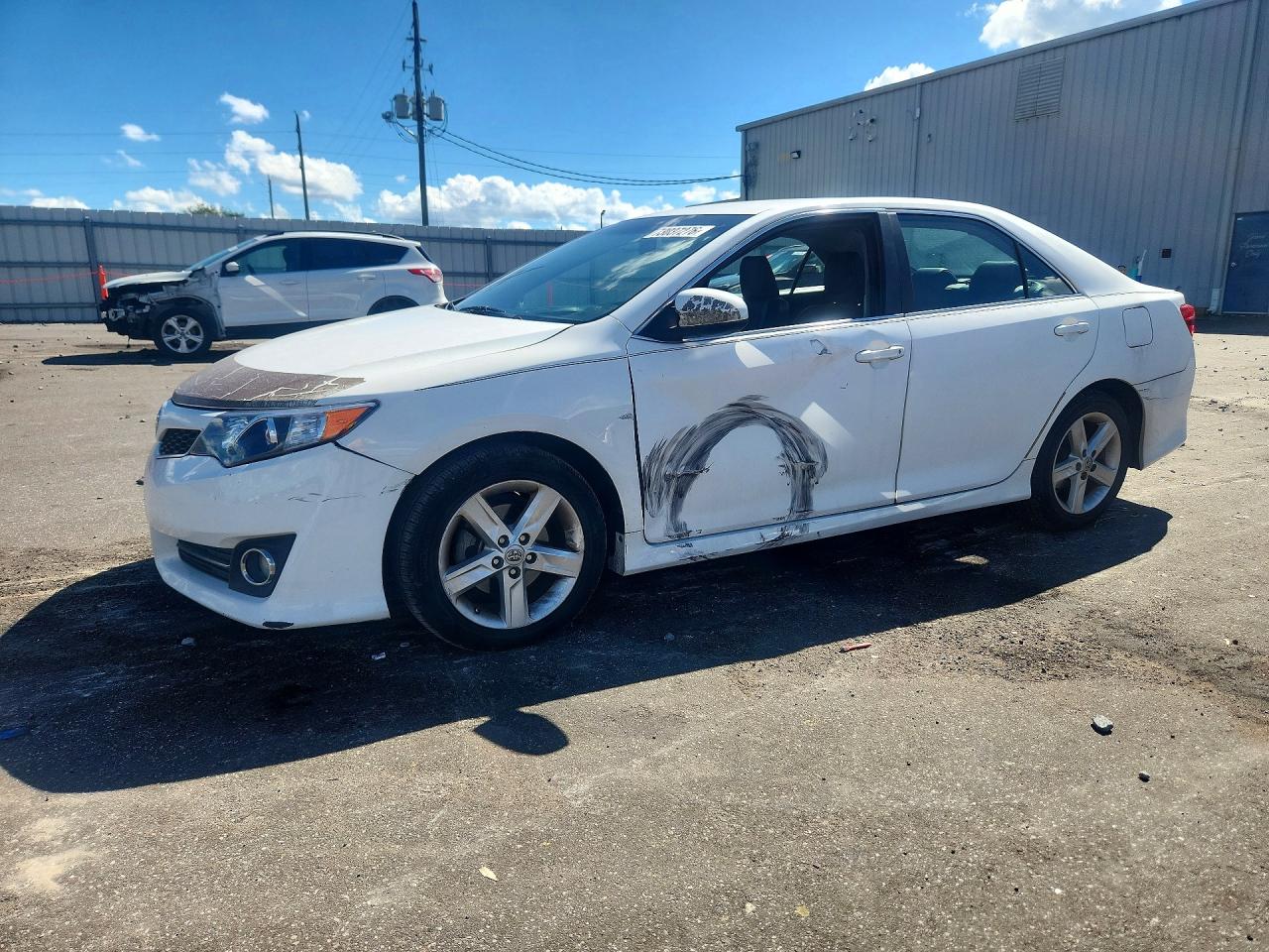 2014 TOYOTA CAMRY SE | 4T1BF1FK7EU799986 | UPCARS