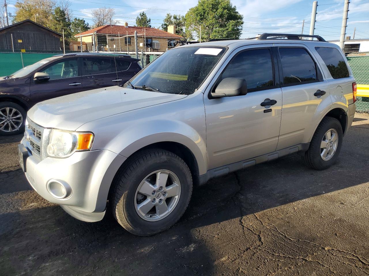 2010 FORD ESCAPE XLT | 1FMCU9D71AKC83619 | UPCARS