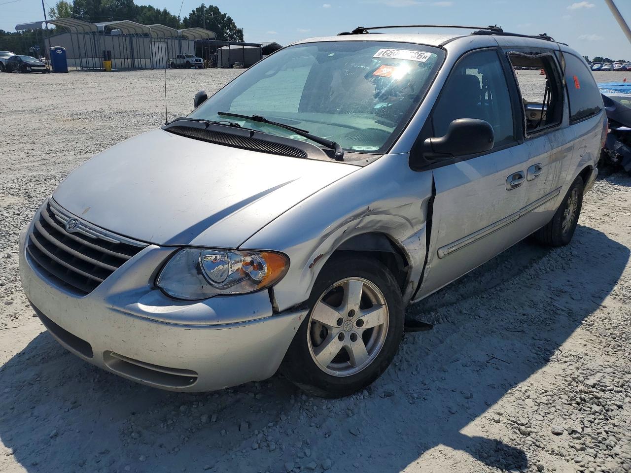 2005 CHRYSLER MINIVAN TOURING | 2C4GP54L25R571921 | UPCARS