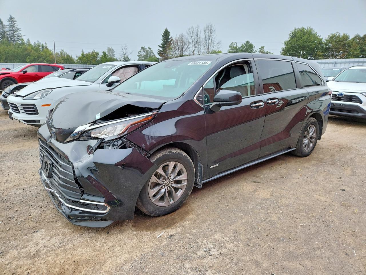 2021 TOYOTA SIENNA LE | 5TDGSKFC2MS027225 | UPCARS