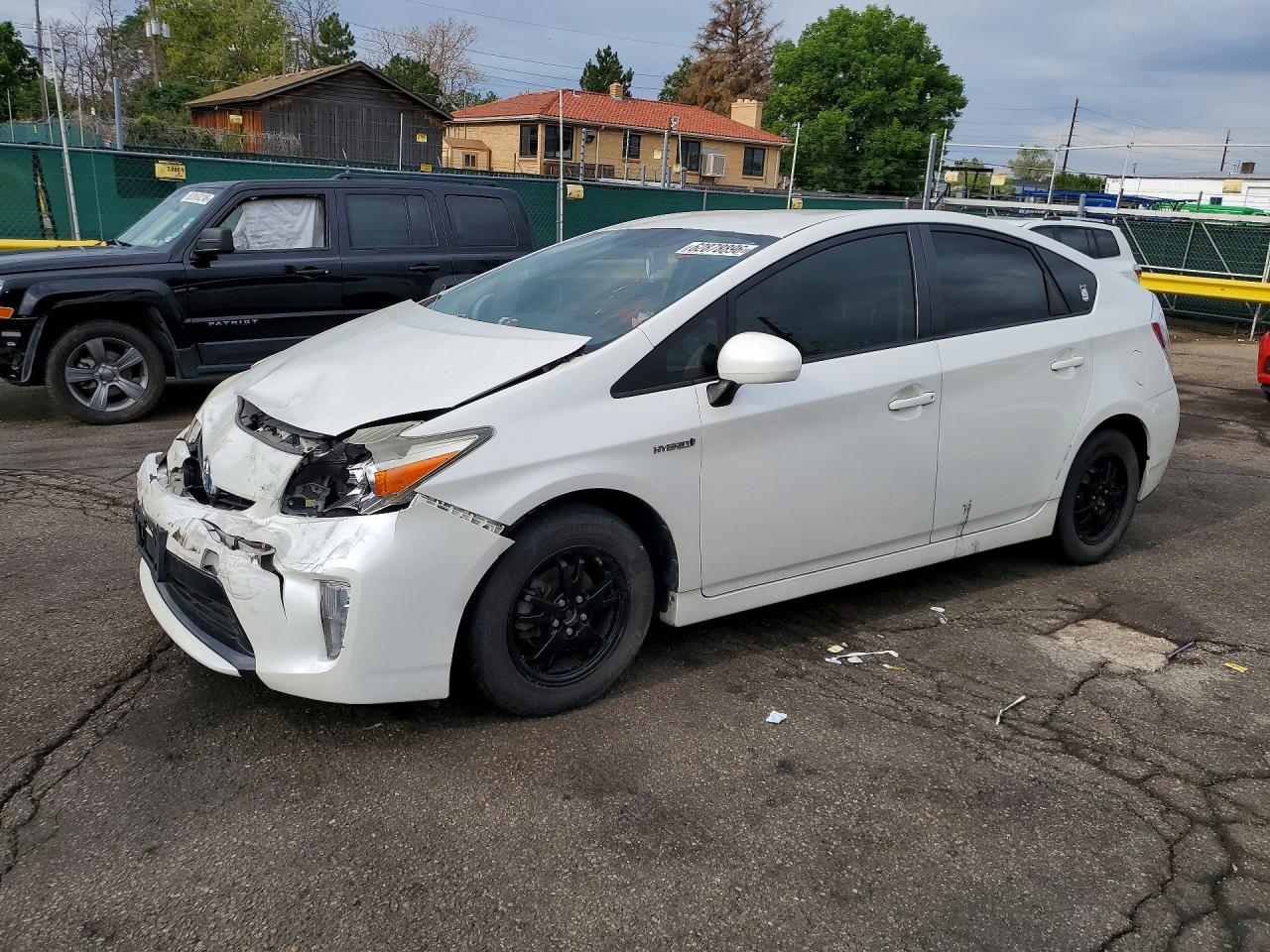 2014 TOYOTA PRIUS THREE | JTDKN3DU6E1814048 | UPCARS