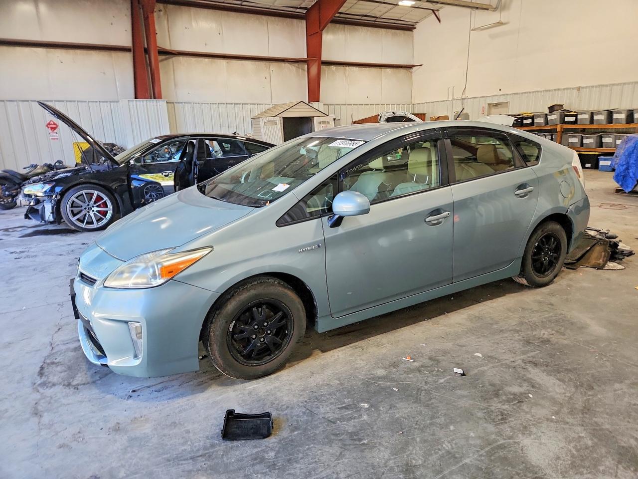 2014 TOYOTA PRIUS TWO | JTDKN3DU0E1822405 | UPCARS