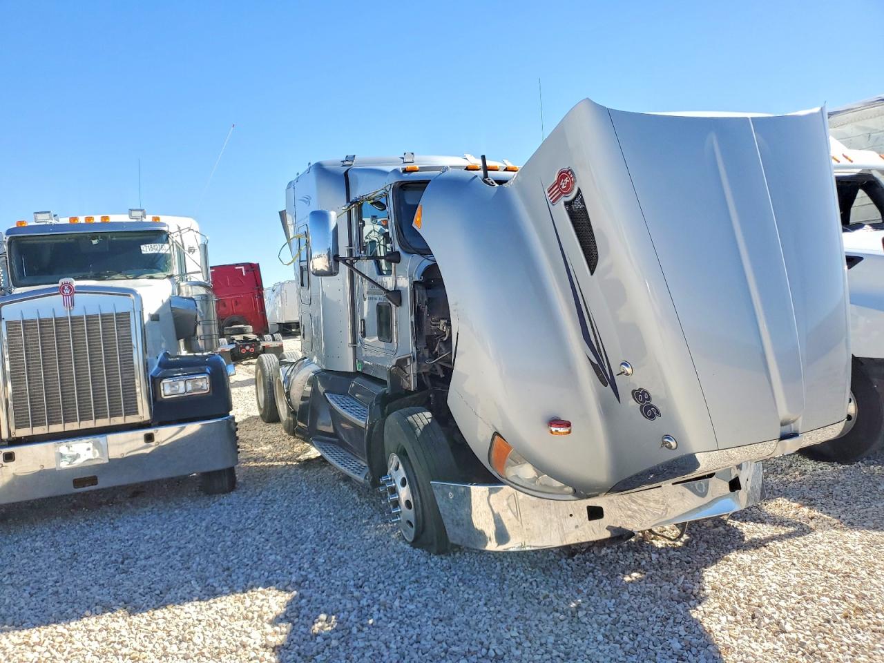 2009 KENWORTH ALL OTHER | 1XKAD49X9CJ316855 | UPCARS