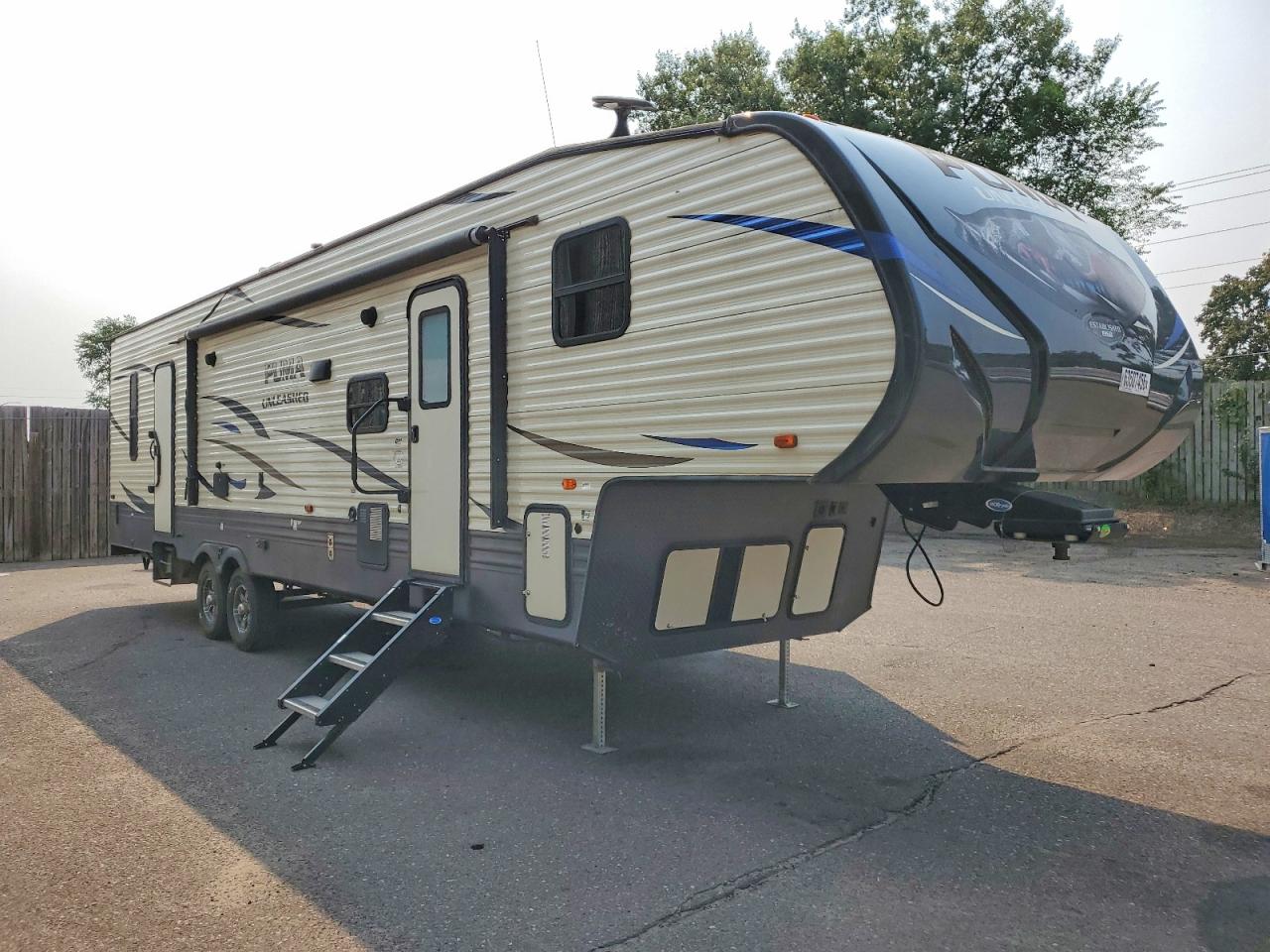 2020 FOREST RIVER PUMA FOREST RIVER  CAMPER | 4X4FPTL21LP081097 | UPCARS