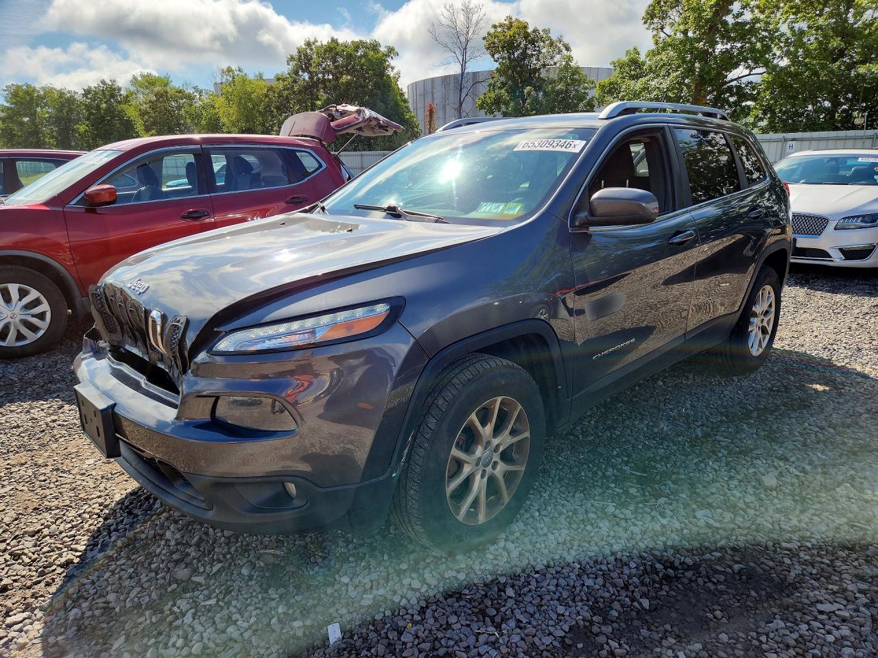 2015 JEEP CHEROKEE LATITUDE | 1C4PJMCB4FW725817 | UPCARS