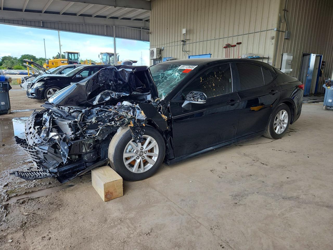 2025 TOYOTA CAMRY LE | 4T1DAACK8SU627053 | UPCARS