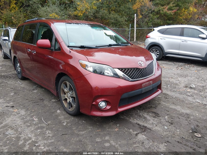 2013 TOYOTA SIENNA SE 8 PASSENGER | 5TDXK3DC9DS357565 | UPCARS