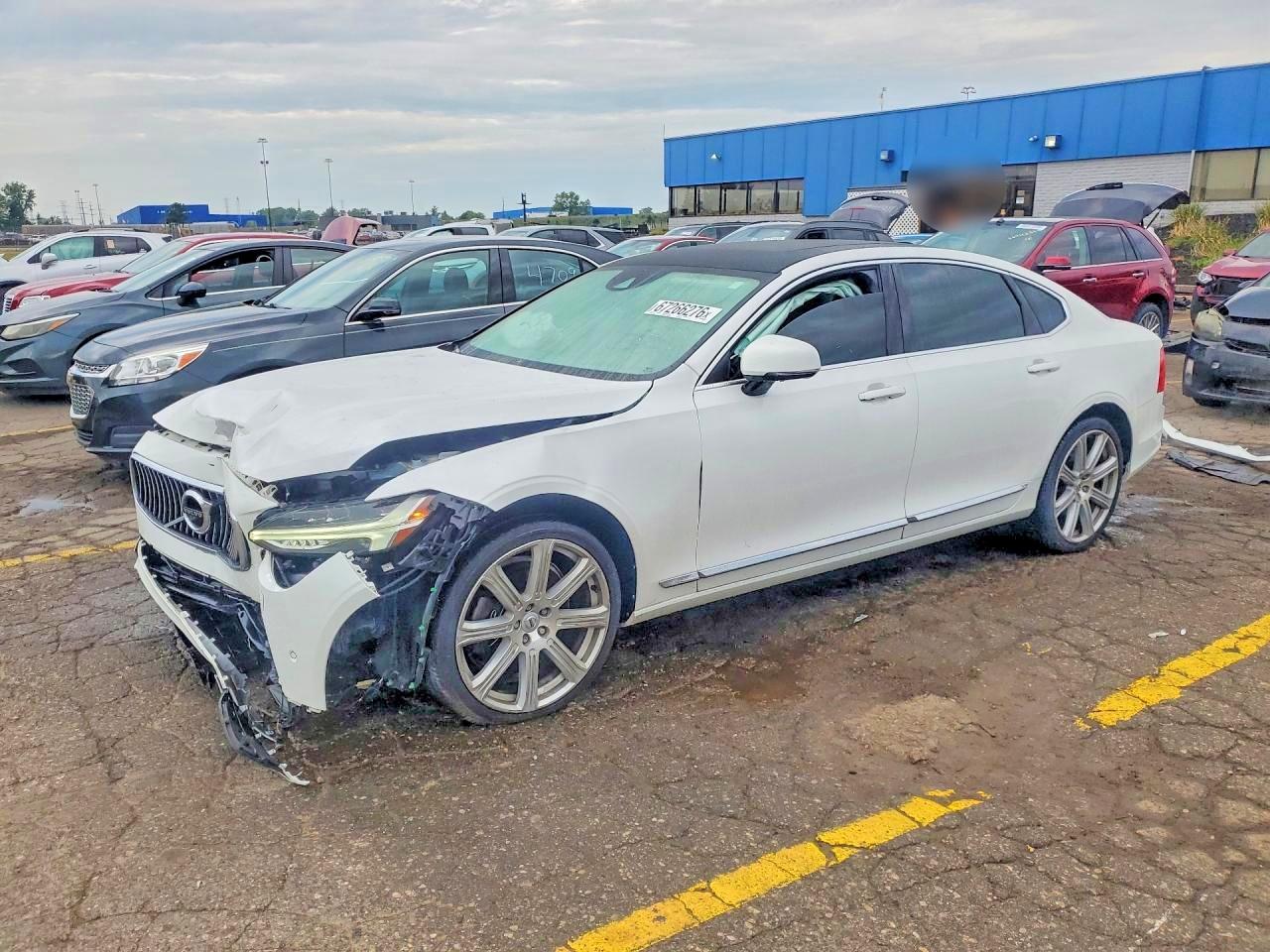 2018 VOLVO S90 T6 INSCRIPTION | LVY992ML1JP006680 | UPCARS