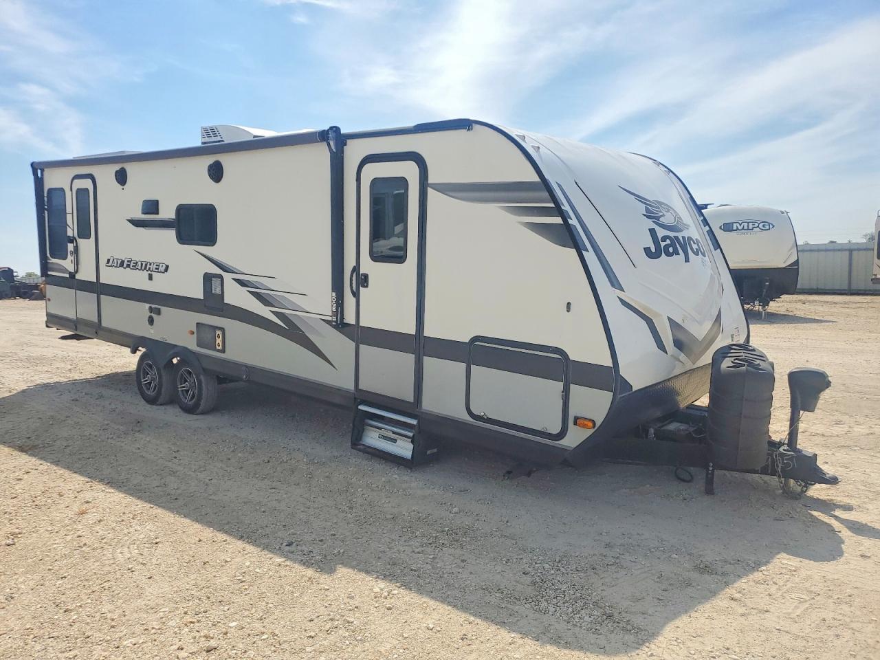 2023 JAYFLIGHT SLX BY JAY RECREATION JAYCO JAY FEATHER CAMPER | 1UJBB0BP1P1J90084 | UPCARS