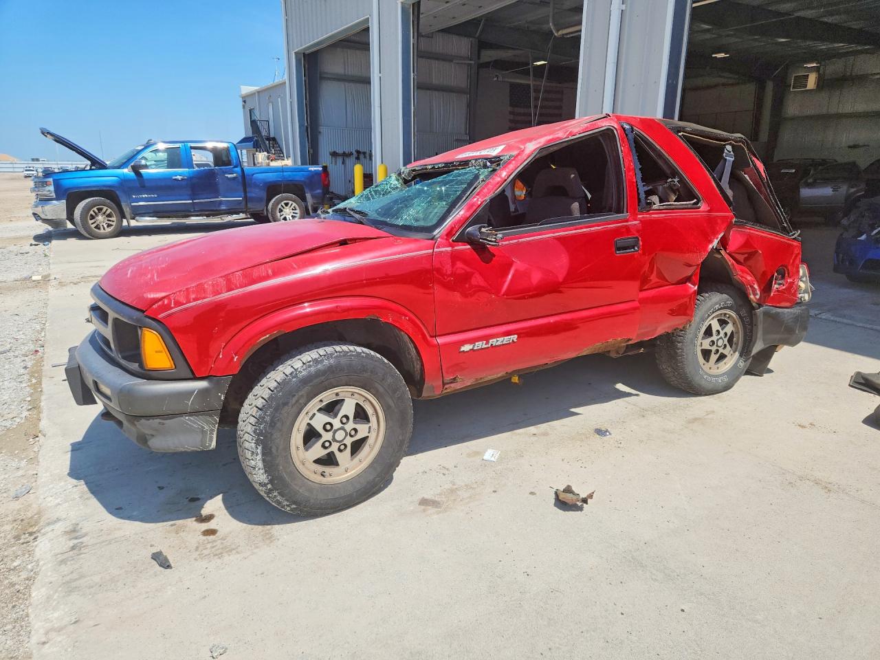 1995 CHEVROLET BLAZER | 1GNCT18W1S2139457 | UPCARS