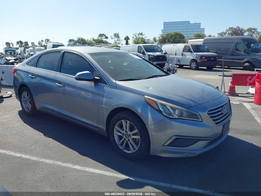 2016 HYUNDAI SONATA SE | 5NPE24AFXGH371674 | UPCARS