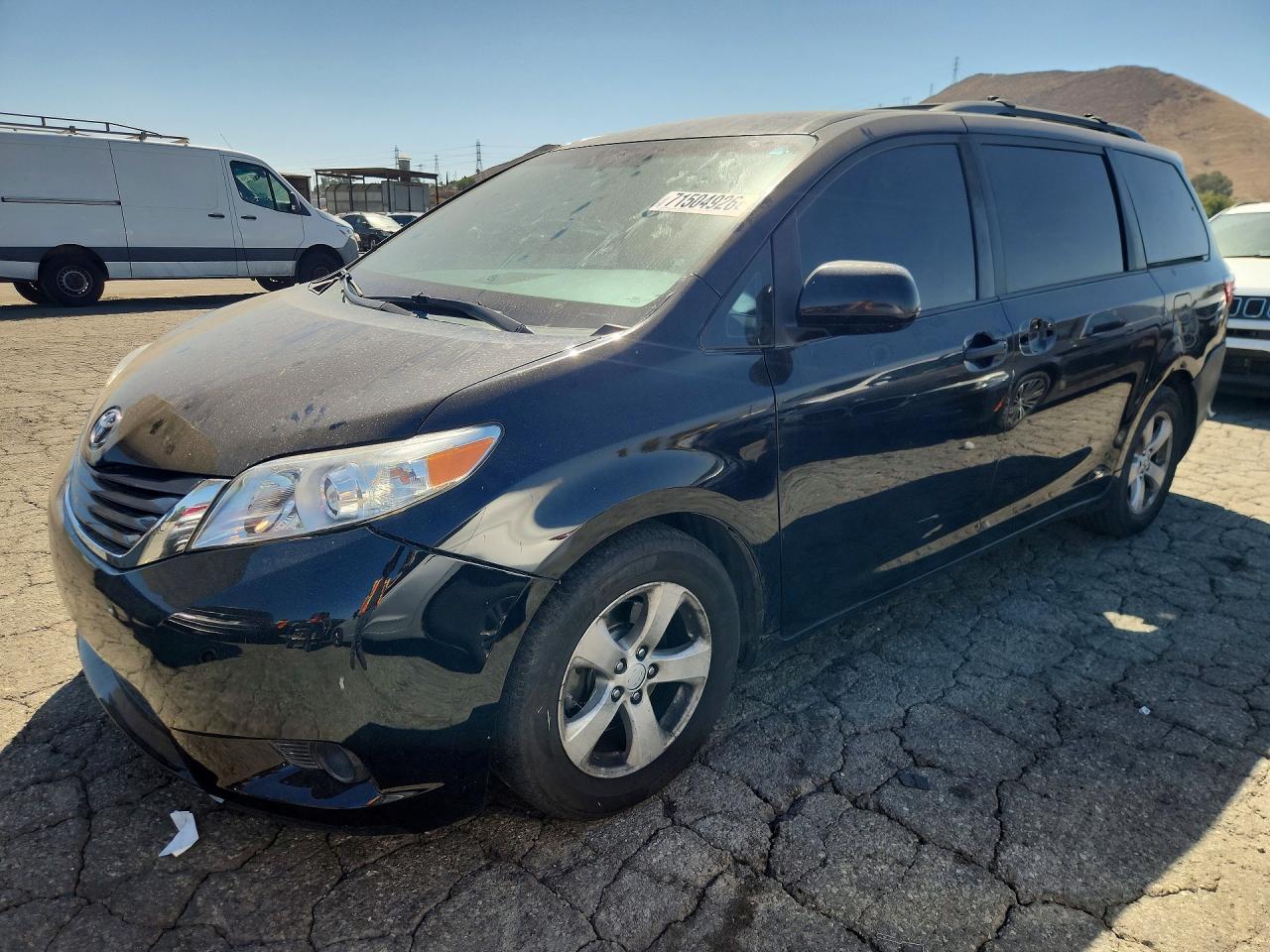 2015 TOYOTA SIENNA LE | 5TDKK3DC7FS528102 | UPCARS