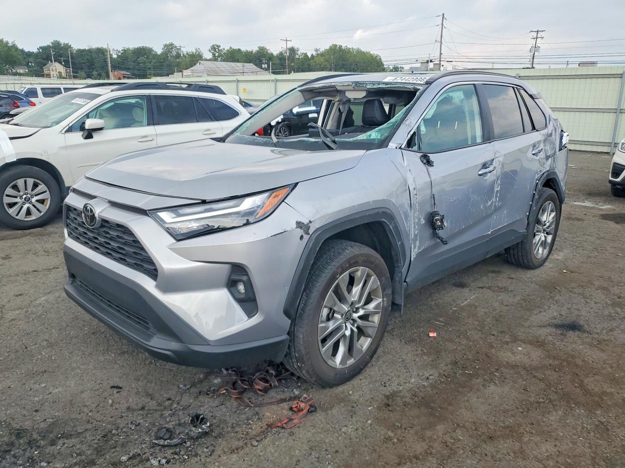 2023 TOYOTA RAV4 XLE PREMIUM | 2T3A1RFV6PC335828 | UPCARS