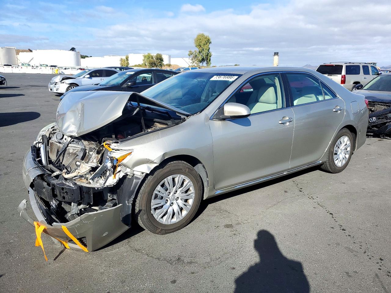 2014 TOYOTA CAMRY LE | 4T4BF1FKXER398051 | UPCARS