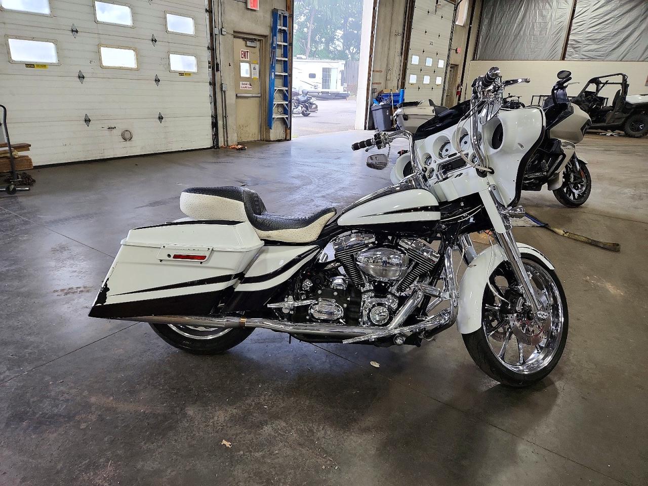 2007 HARLEY-DAVIDSON STREET GLI | 1HD1KB41X7Y652311 | UPCARS