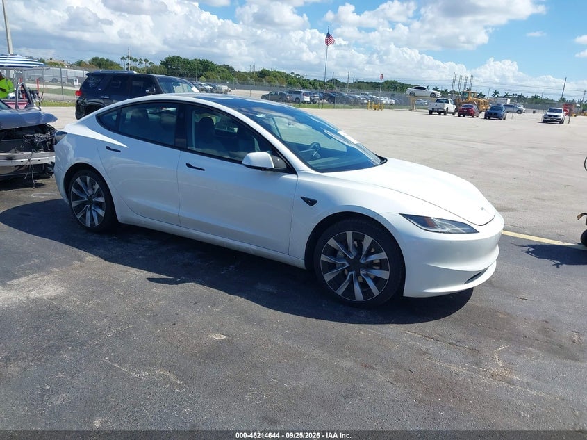 2024 TESLA MODELO 3 LONG RANGE DUAL MOTOR REAR-WHEEL DRIVE/REAR-WHEEL DRIVE | 5YJ3E1EA7RF750239 | UPCARS