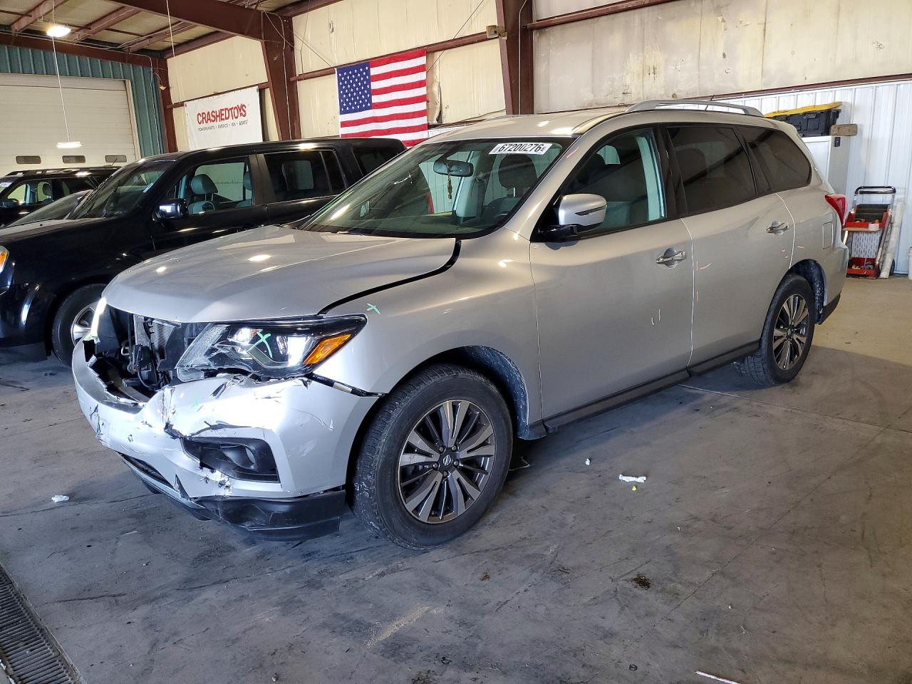2018 NISSAN PATHFINDER SV | 5N1DR2MM2JC641923 | UPCARS