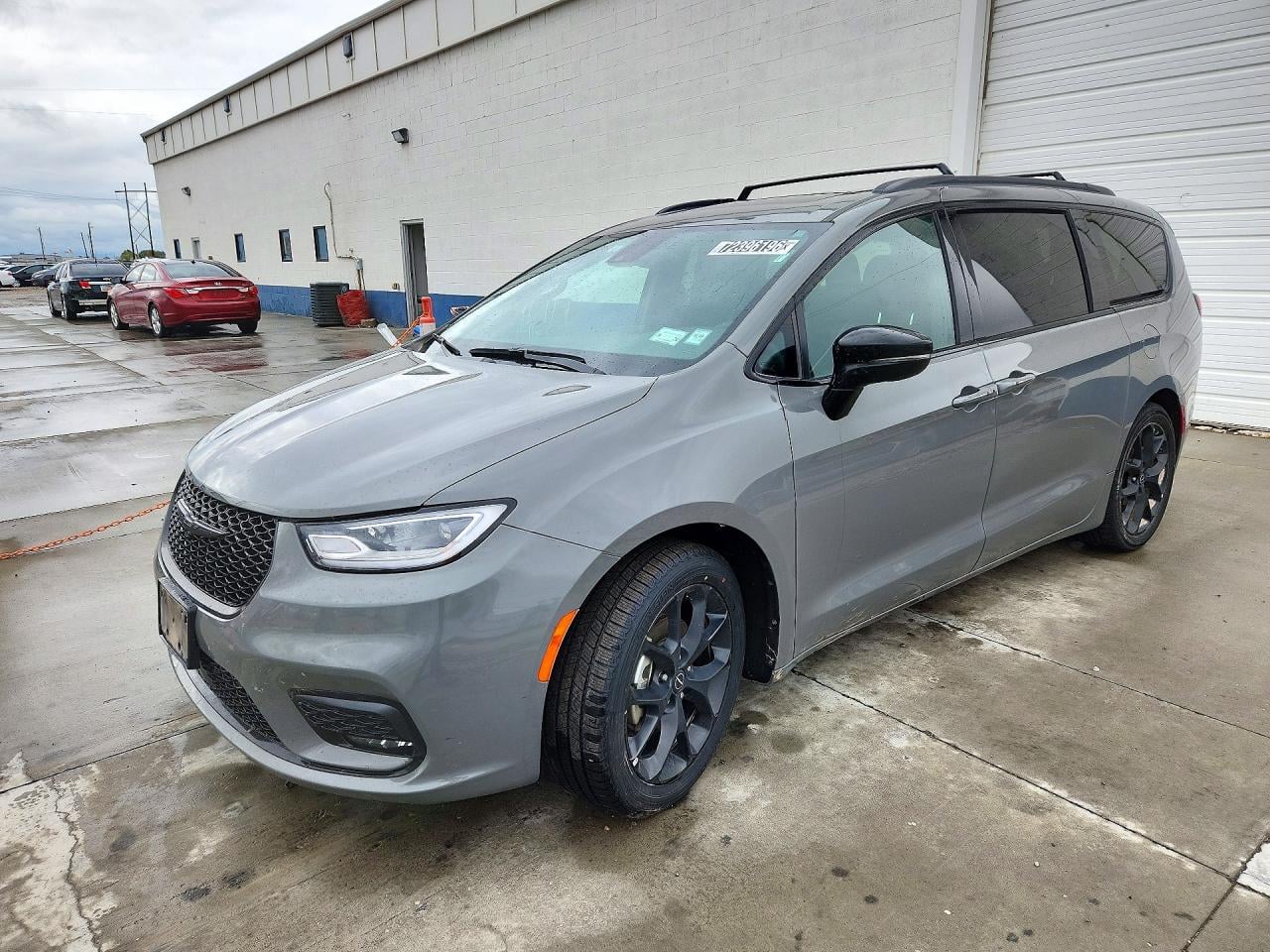 2025 CHRYSLER PACIFICA LIMITED | 2C4RC1GG4SR554982 | UPCARS