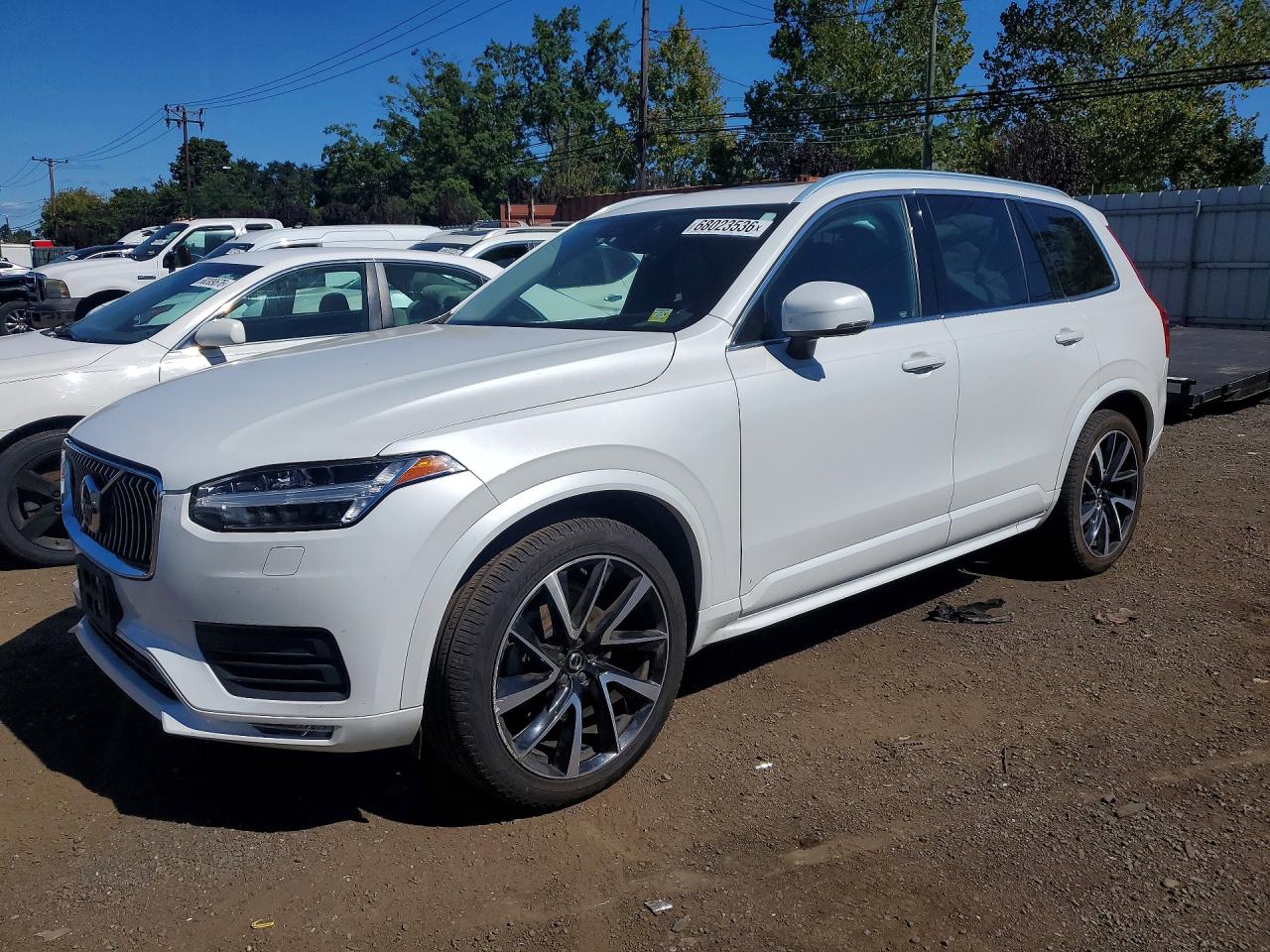 2022 VOLVO XC90 T6 MOMENTUM | YV4A22PK1N1786343 | UPCARS