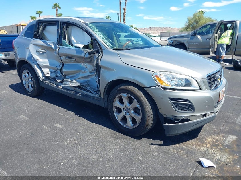 2012 VOLVO XC60 3.2/3.2 PLATINUM/3.2 PREMIER/3.2 PREMIER PLUS | YV4940DLXC2290611 | UPCARS