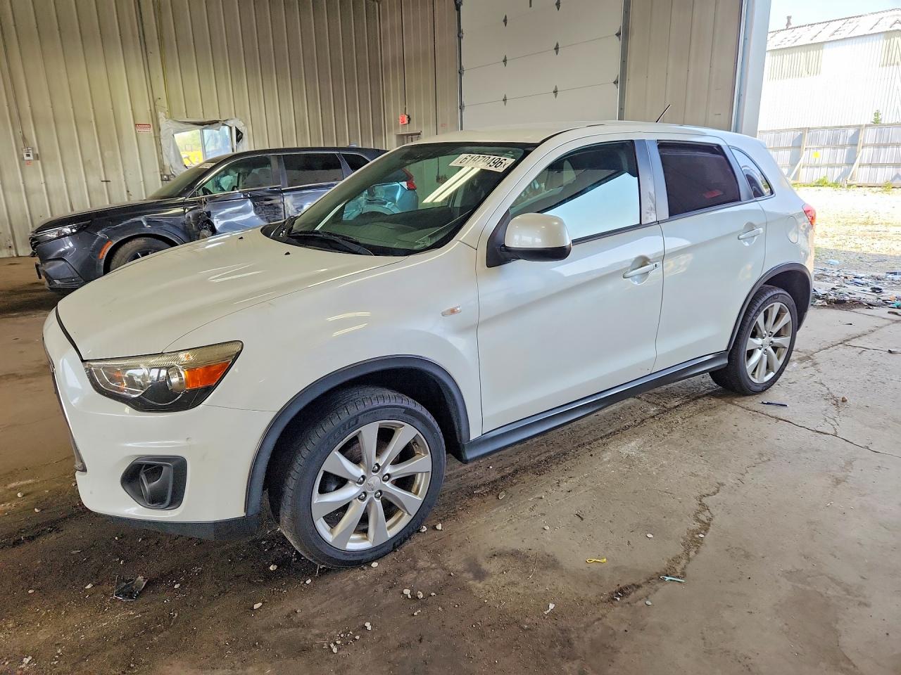 2015 MITSUBISHI OUTLANDER ES | 4A4AP3AW5FE051826 | UPCARS
