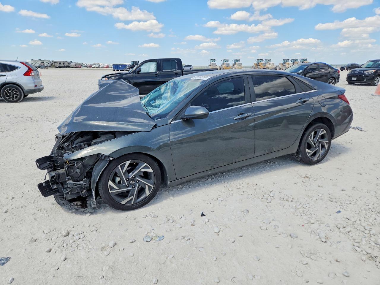 2024 HYUNDAI ELANTRA SEL | KMHLS4DG2RU746666 | UPCARS