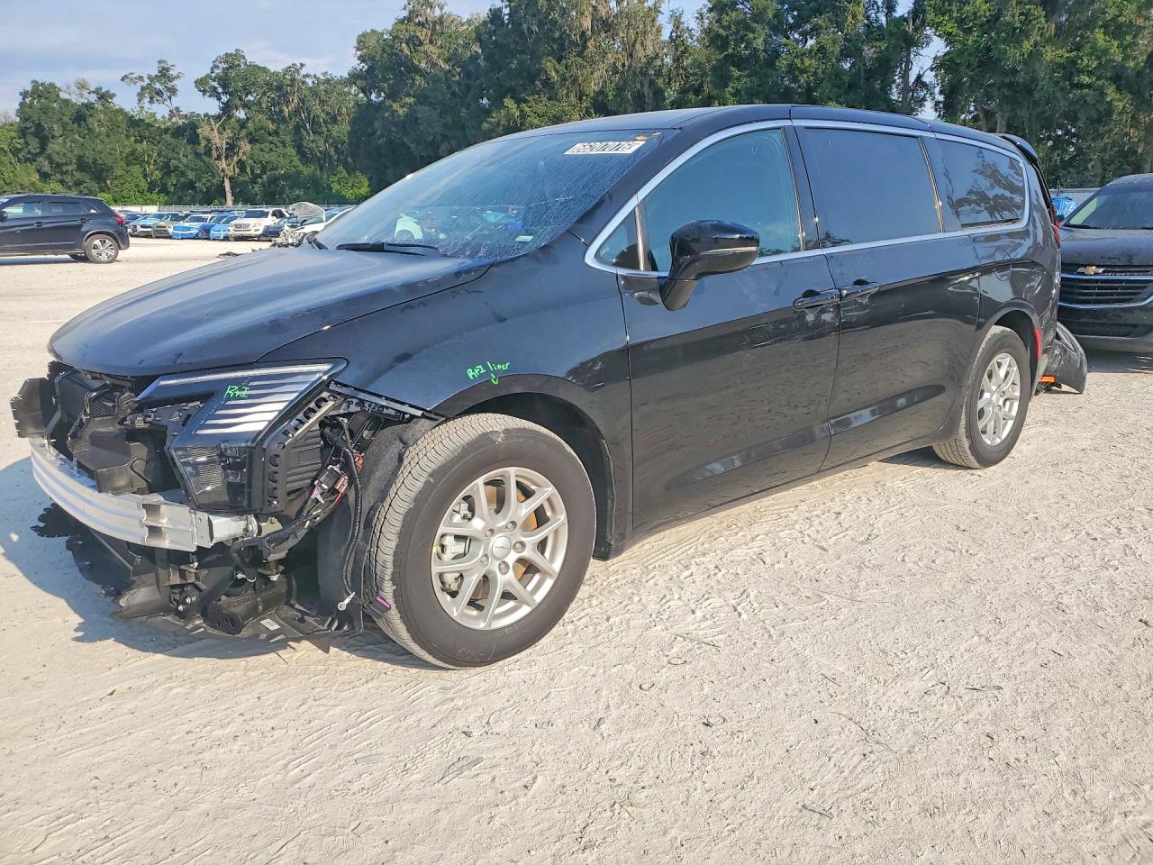 2027 CHRYSLER PACIFICA SELECT | 2C4RC1BG0VR590180 | UPCARS