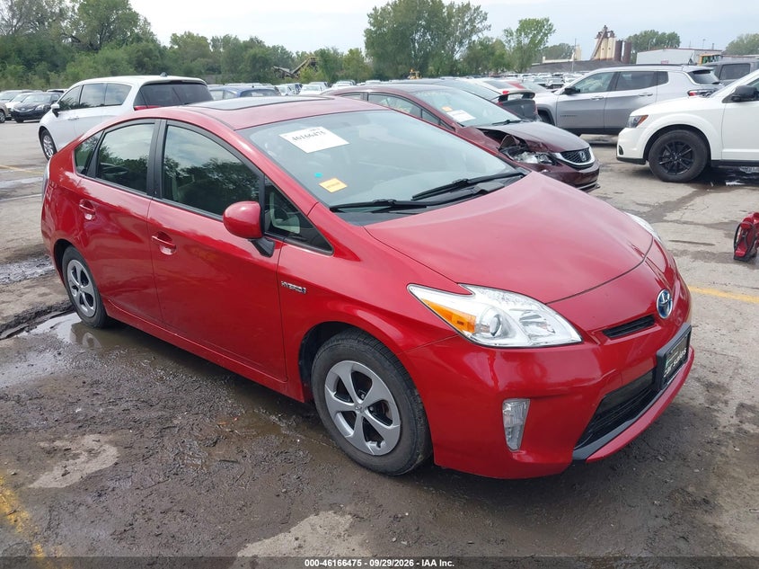 2015 TOYOTA PRIUS TWO | JTDKN3DU9F1935545 | UPCARS
