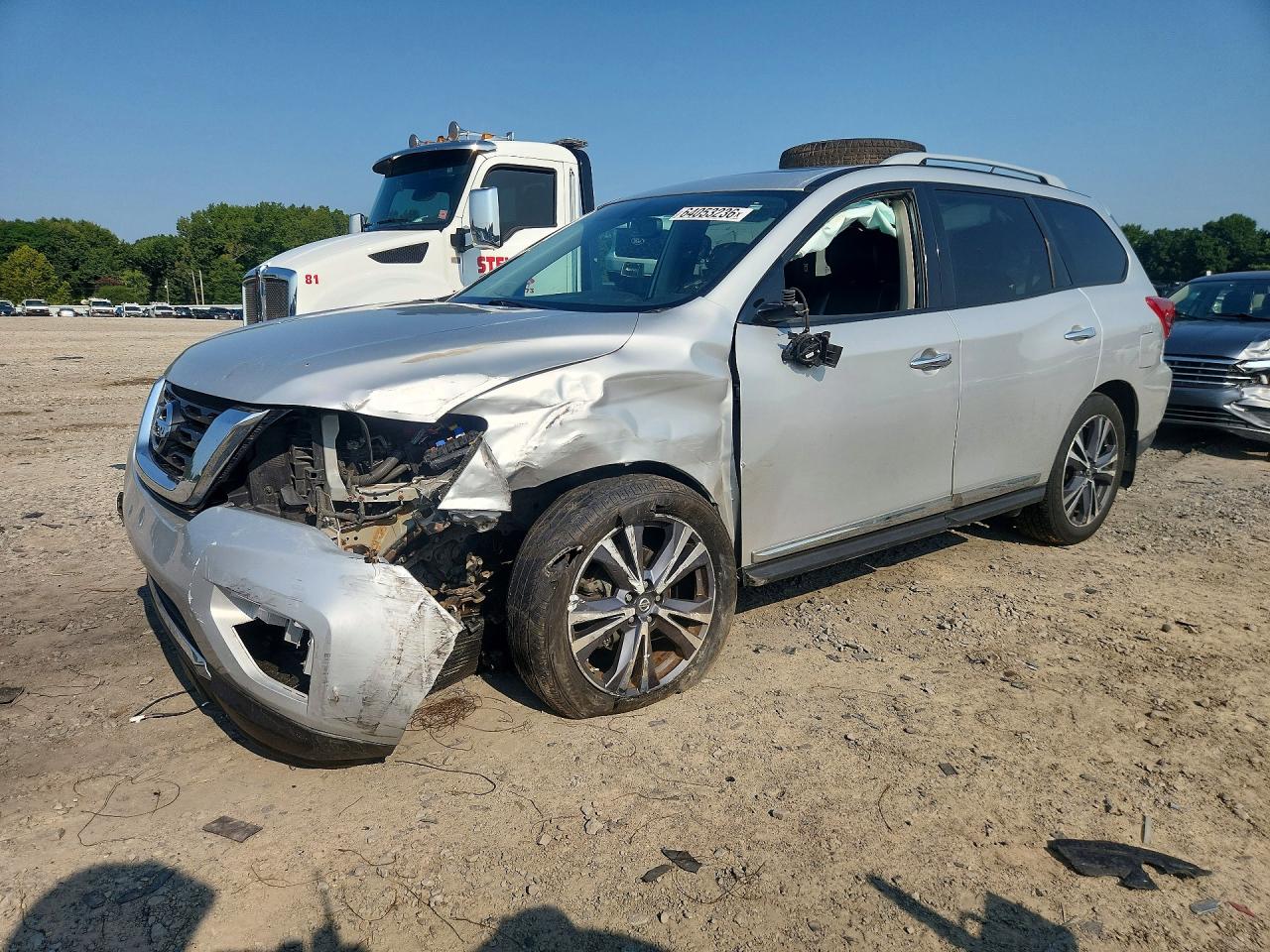 2017 NISSAN PATHFINDER PLATINUM | 5N1DR2MM7HC696541 | UPCARS