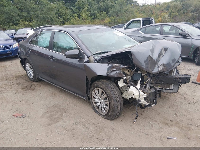 2014 TOYOTA CAMRY LE | 4T4BF1FK5ER412616 | UPCARS
