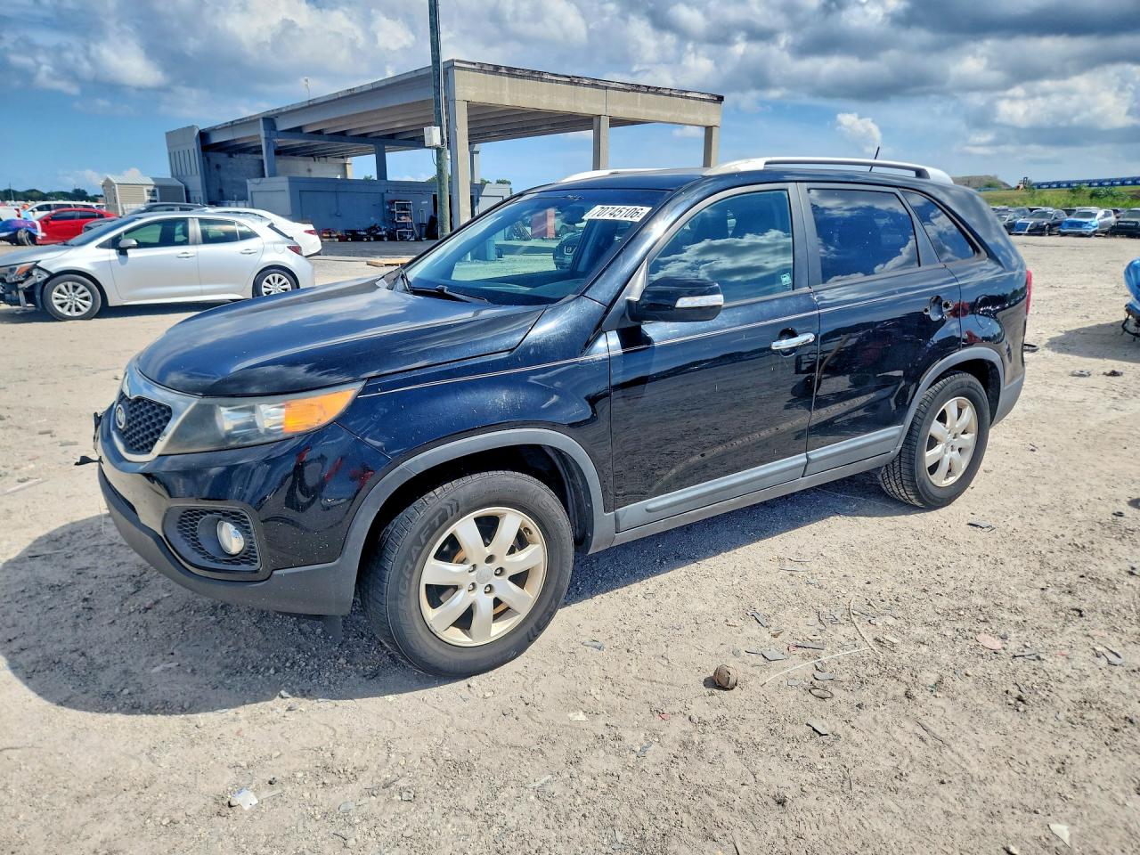 2013 KIA SORENTO LX | 5XYKT3A61DG328936 | UPCARS